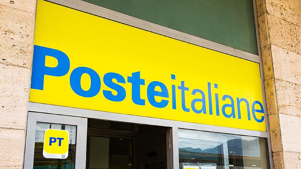 23042020 posteitaliane giallo
