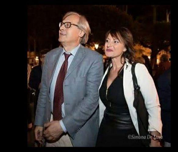 23062016 artista con sgarbi