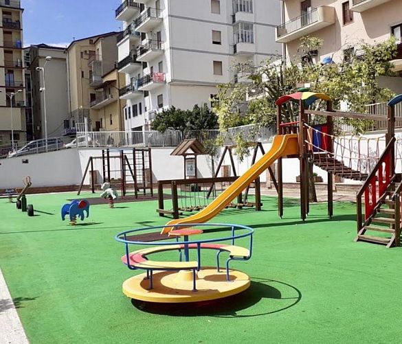 23062020 parco giochi roccadaspide