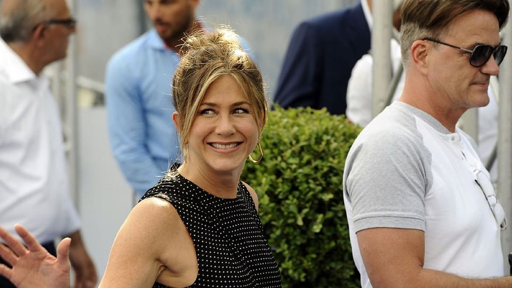 23072016 jennifer aniston al  gff