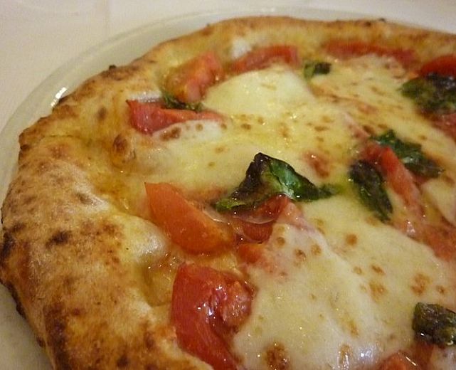 23092014 pizza con mozzarella di bufala