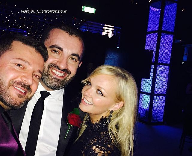 23112014 Emma Bunton Selfie