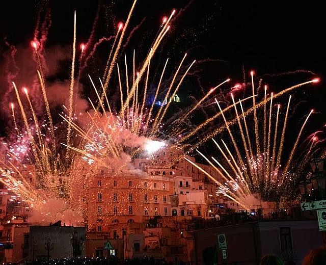 23122015 atrani fuochi