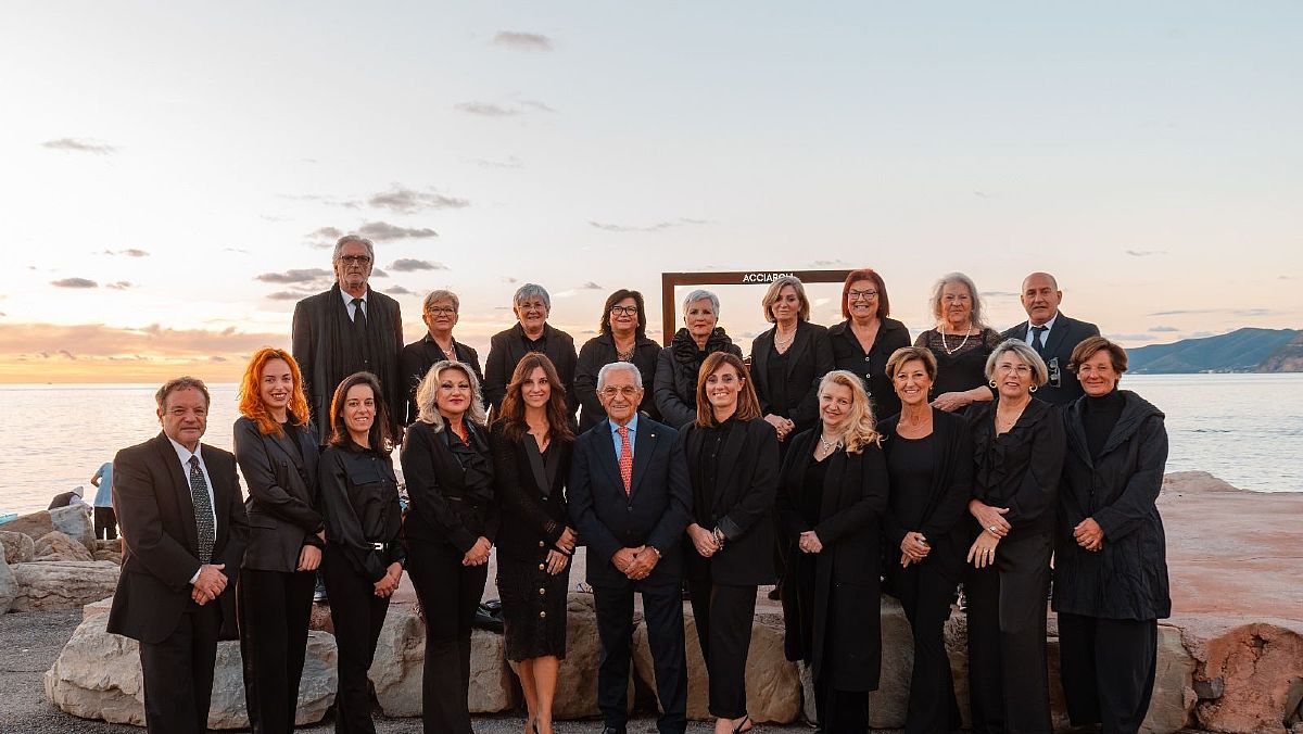 23122025 coro citta di acciaroli