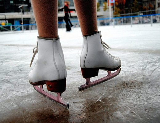 24012013 pattini su ghiaccio