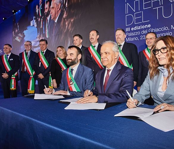 24012026 forum internazionale turismo firma per attuazione carta di amalfi 01