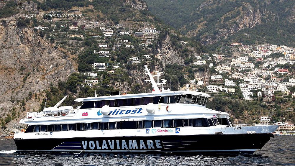 24052020 alicost ad amalfi aliscafo volaviamare