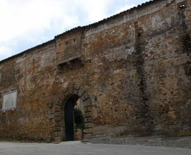 24062013 palazzo vergas a vatolla 01