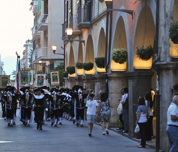 24062016 corteo carlo v cava