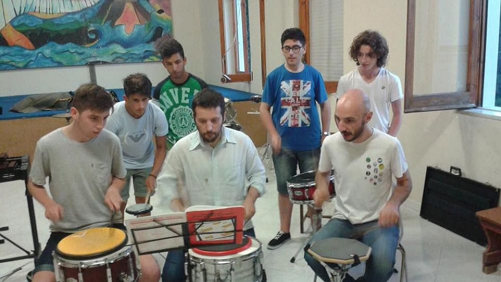 24072016 Edoardo Giachino tra i suoi allievi