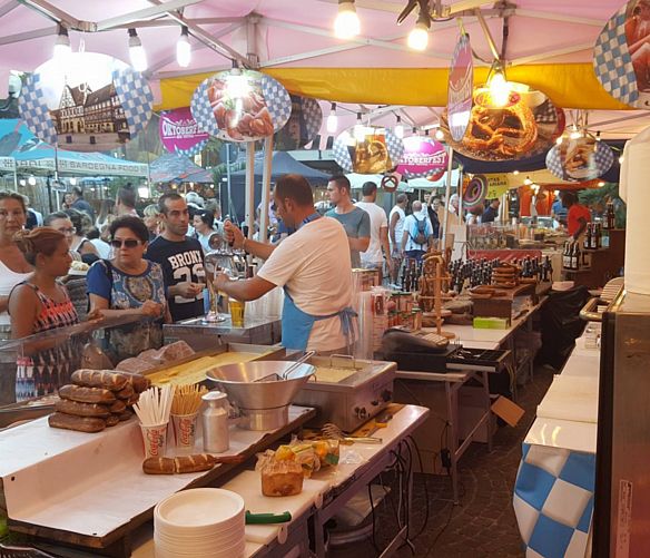 24082016 street food