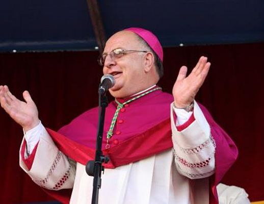 24092014 arcivescovo moretti