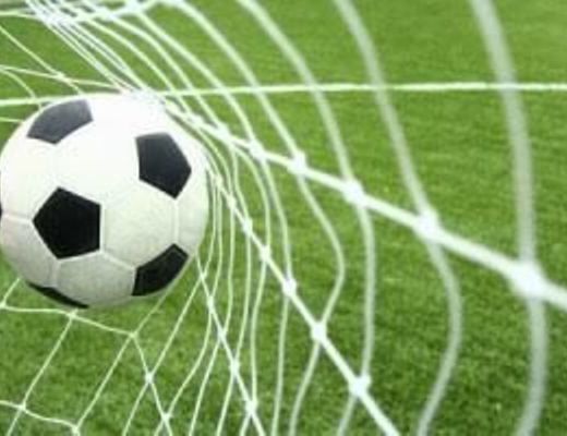 Antonio-Montuoro foto - 24092015 pallone in rete