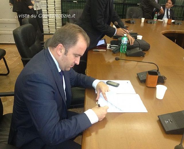 24102013 iannone firma unesco