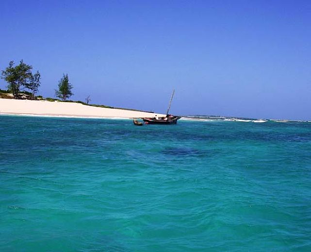 24102013 mozambico spiaggia