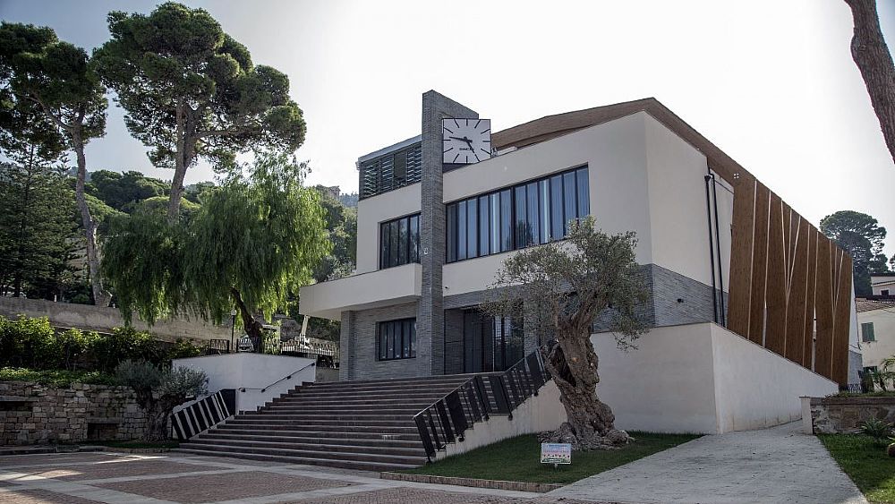 24102018 Foto casa comunale Castellabate piazza Lucia