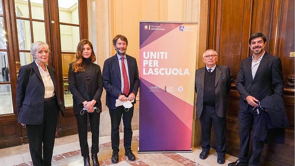 24112021 uniti per la scuola 3 24112021 uniti per la scuola 3