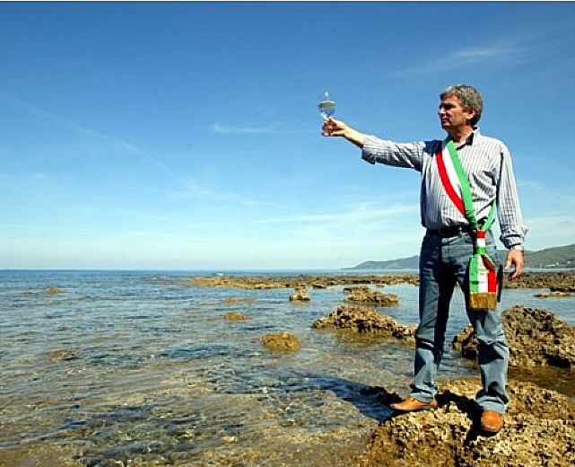 24122015 Fondazione Angelo Vassallo 24122015 Fondazione Angelo Vassallo