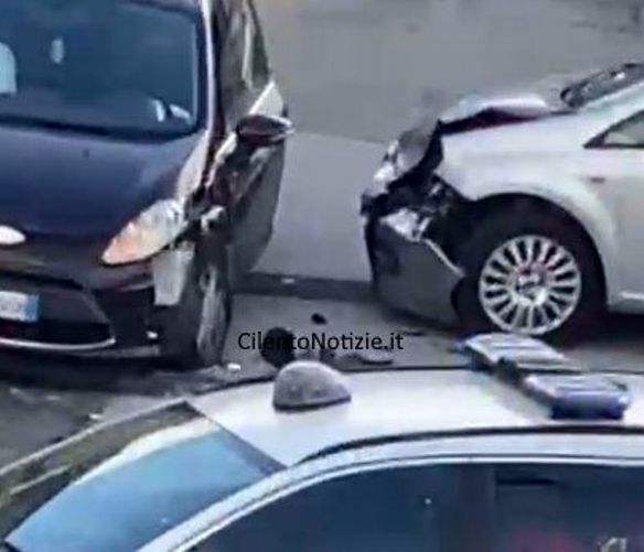 24122024 scontro auto