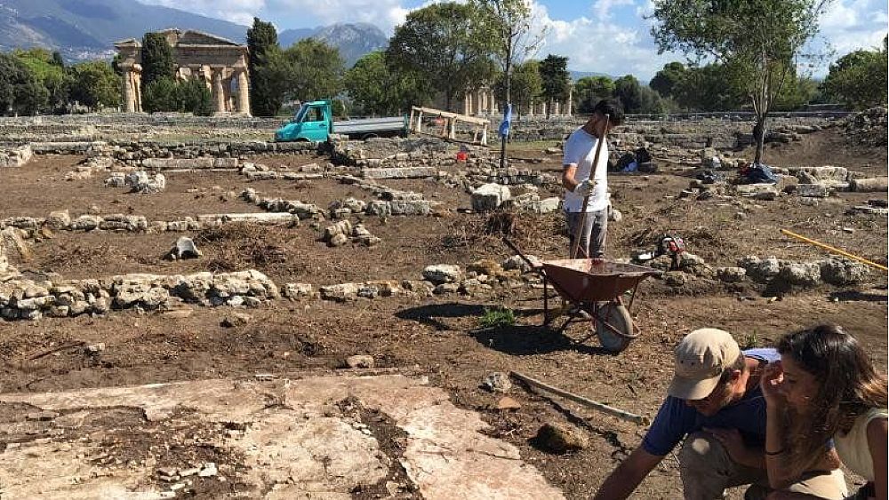 25012020 paestum scavi