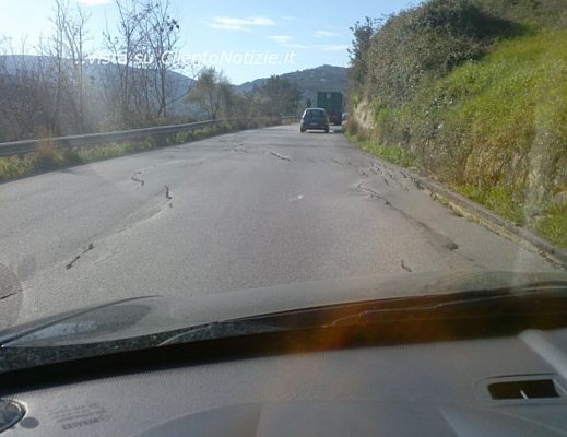 25022013 strada agropoli castellabate frana