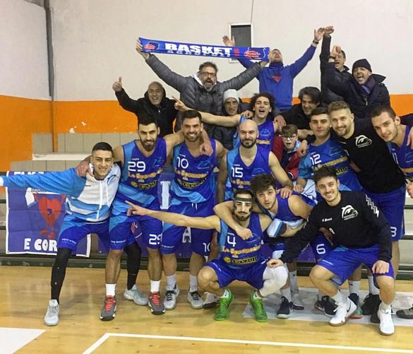 25022019 basket agropoli esulta