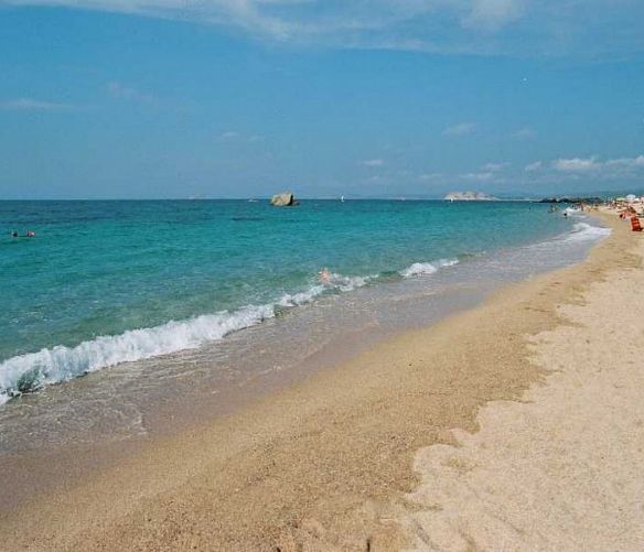 25032016 spiaggia art economia