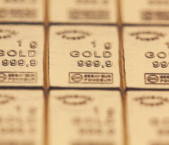 25032025 oro metallo prezioso