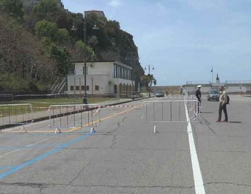 25042015 porto di agropoli bomba