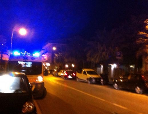 25062015 rissa tra donne al lungomare