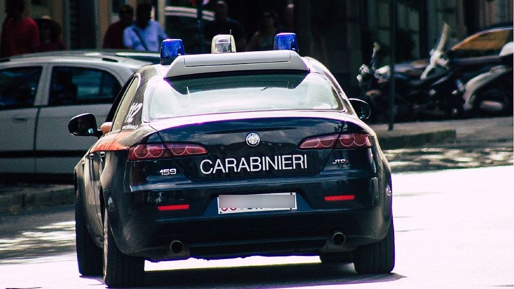 25062023 auto dei carabinieri gazzella
