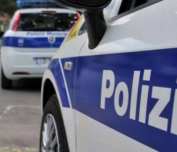 25072020 polizia municipale car