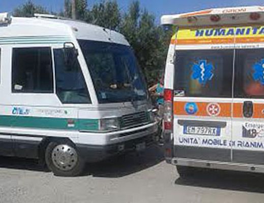 25082015 Incidente camper moto Humanitas 2
