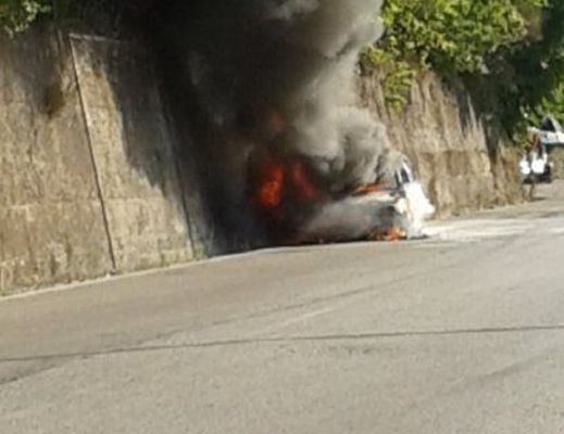 25082015 auto fuoco