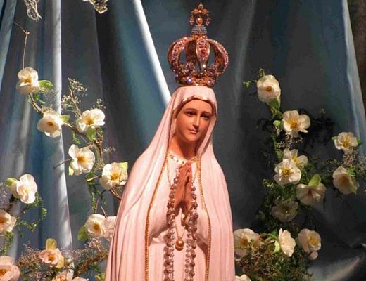 25092013 statua pellegrina della Madonna di Fatima 