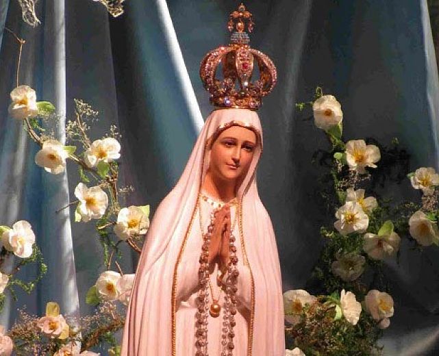 25092013 statua pellegrina della Madonna di Fatima 25092013 statua pellegrina della Madonna di Fatima