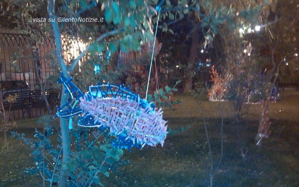 luci d'artista salerno 2013 2014 pesciolino marino