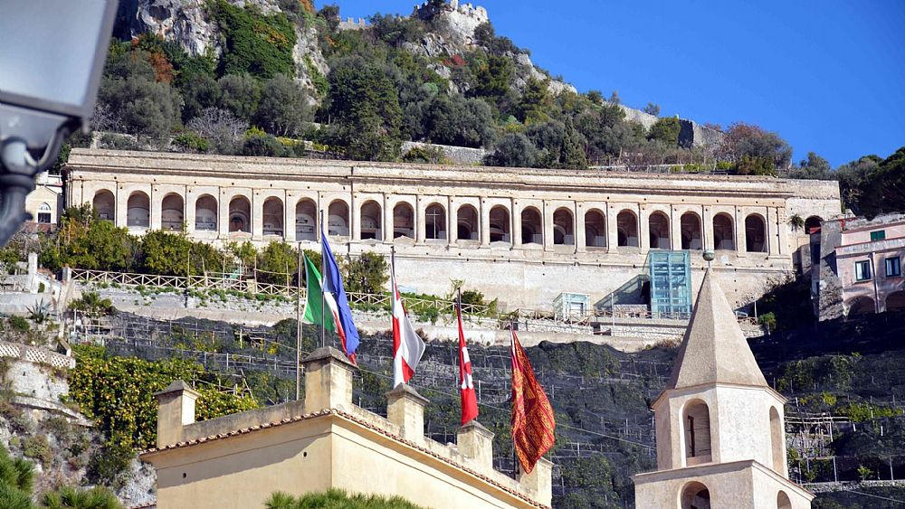 25102017 ascensore 2   panoramica