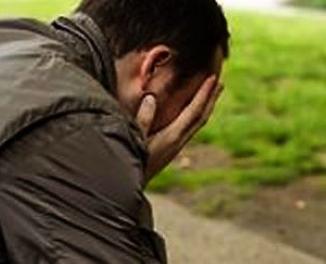 25112014 padre disperato