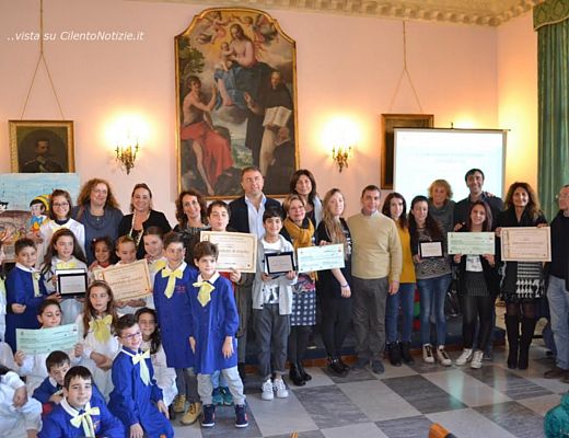 25112015 scuole premiate