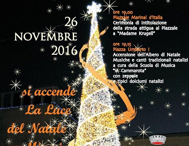 25112016 albero natale costiera