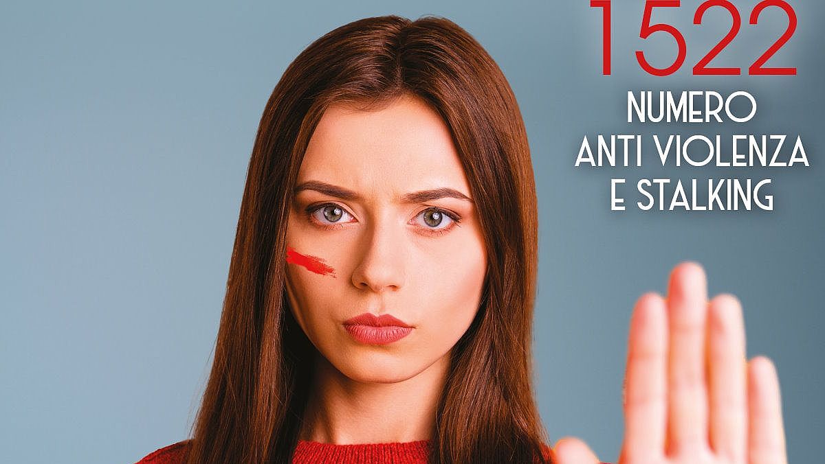 25112023 maximall contro la violenza sulle donne 25112023 maximall contro la violenza sulle donne