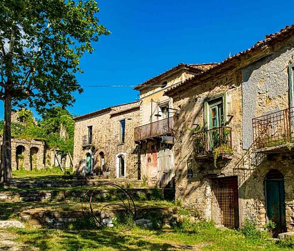 25112024 roscigno vecchia borgo fantasma