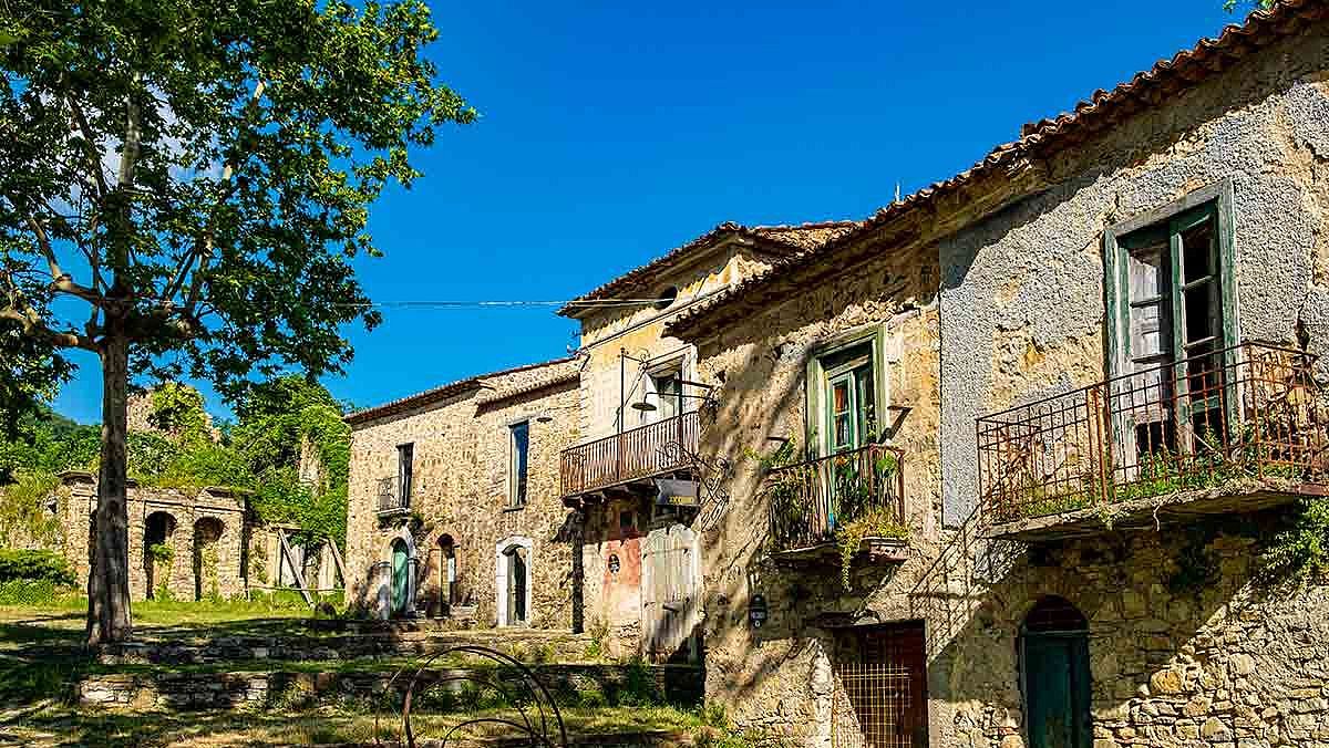 25112024 roscigno vecchia borgo fantasma
