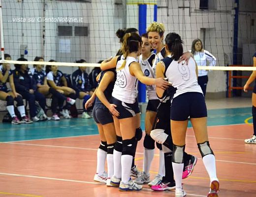 26012015 indomita salerno ragazze