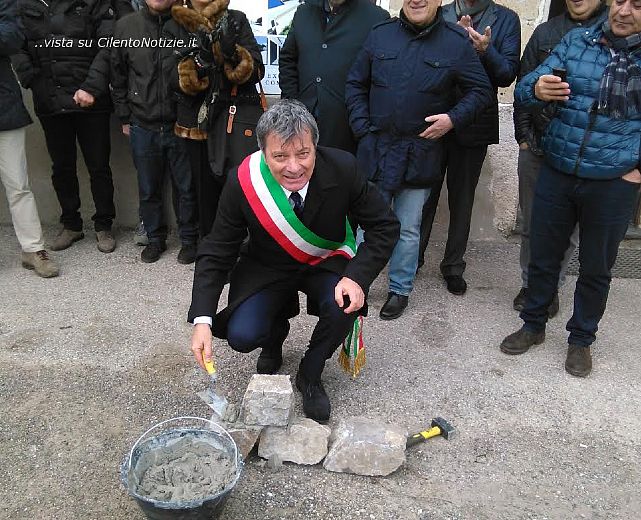 26012015 sindaco voza posa prima pietra