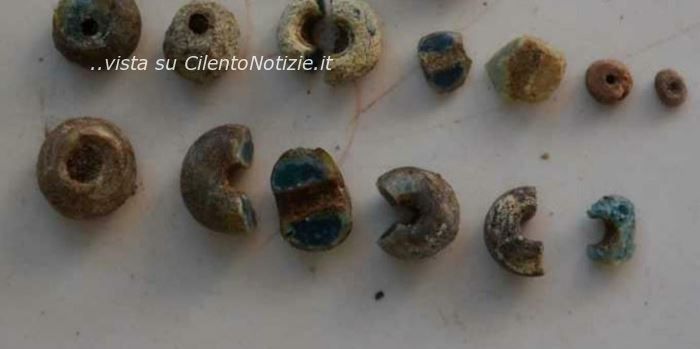 reperti scavi grotta camerota