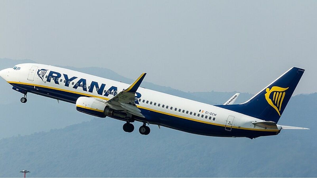 26012024 ryanair decollo 26012024 ryanair decollo