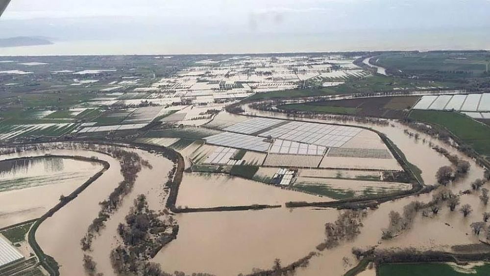 26022017 esondazione fiume calore