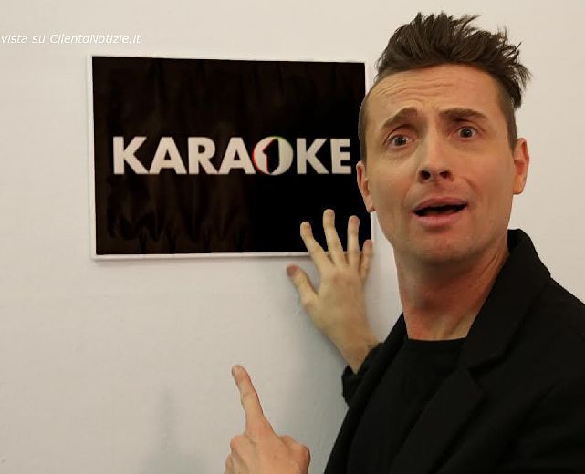 26032015 karaoke con pintus